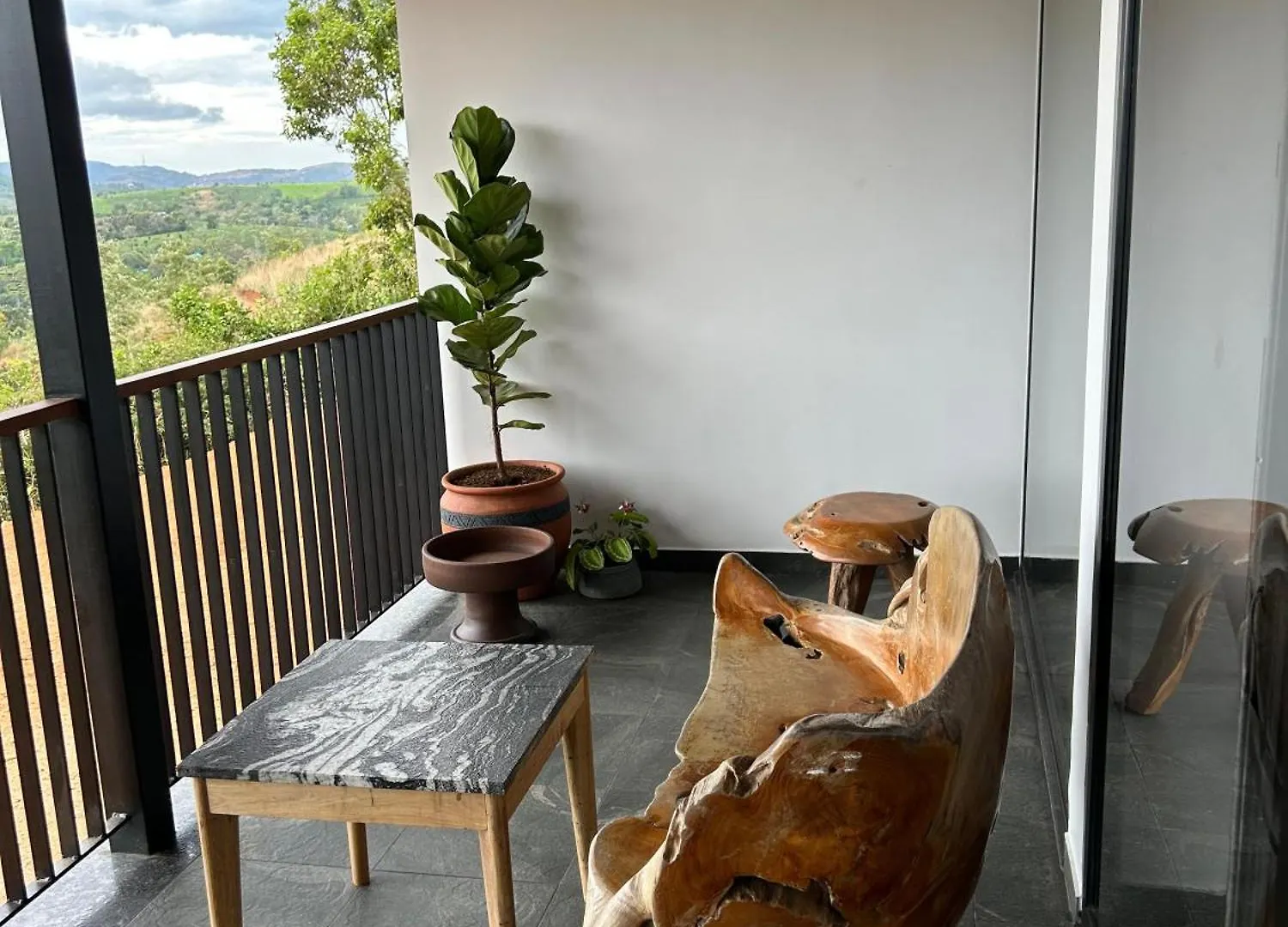 Resort Sylvan Retreat - Luxury Mountain Cottages Vagamon