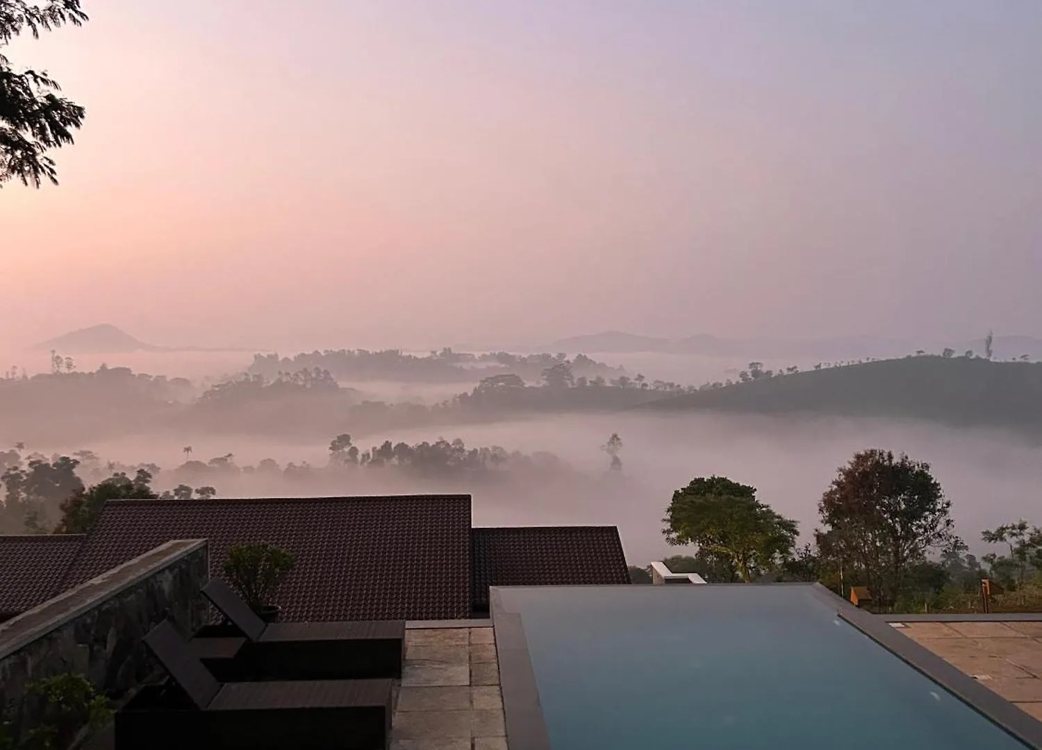Rezort Sylvan Retreat - Luxury Mountain Cottages Vagamon
